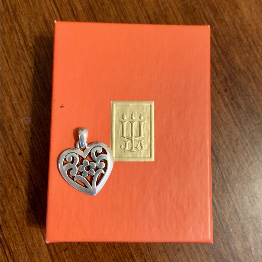 Retiring James Avery charm